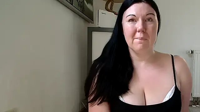 p6w_official on StripChat