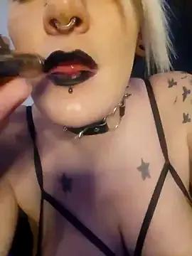 Freechat PinkTheHawk on StripChat