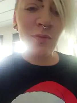 Freechat PinkTheHawk on StripChat