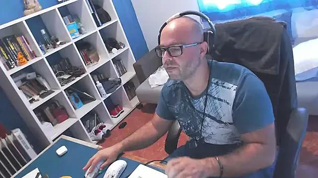 Freechat ravingr4d4 on StripChat