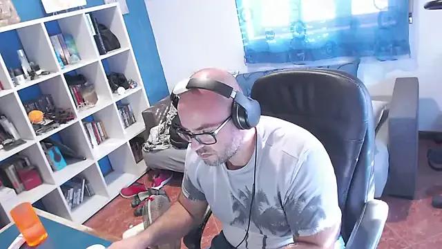 Freechat ravingr4d4 on StripChat