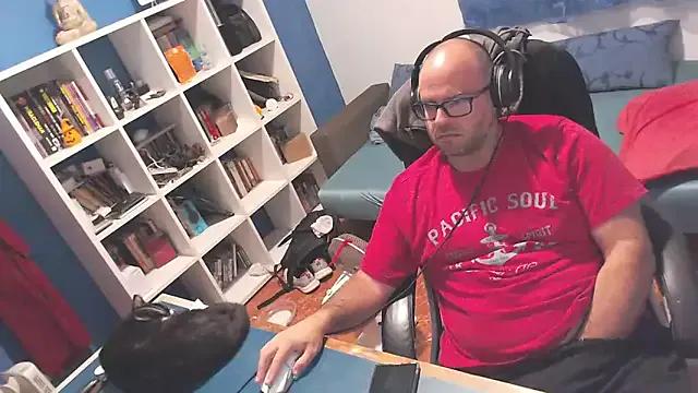 Freechat ravingr4d4 on StripChat