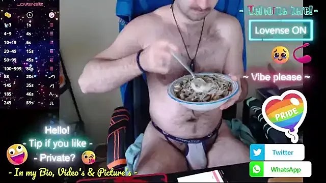 Freechat RealManHaveHairy on StripChat