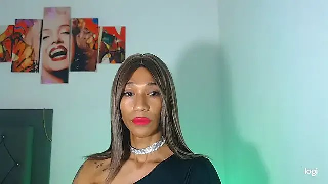 red_veltet on StripChat