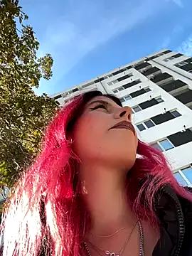 Freechat RiriRoseey on StripChat