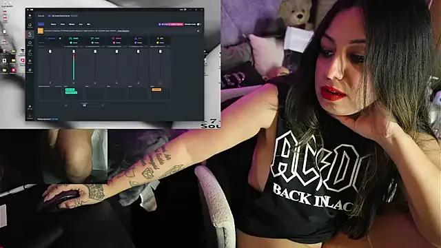 Freechat roknblaze on StripChat