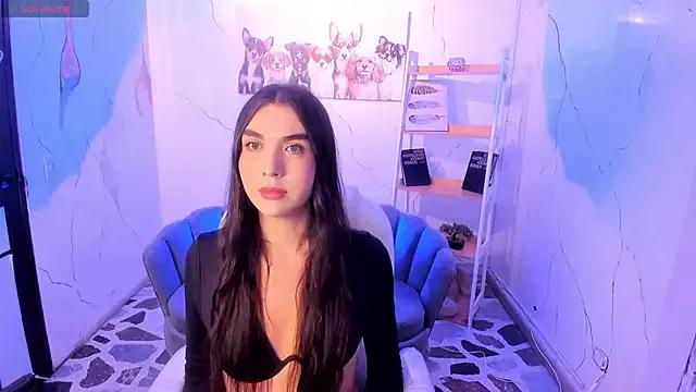 saracaball_ on StripChat 