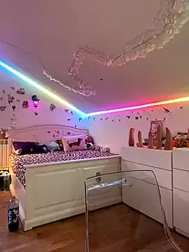 Freechat SelenaBee on StripChat