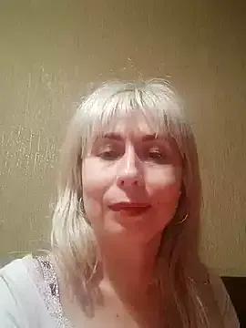 Freechat SelinaLovqx on StripChat