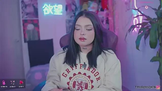 Freechat sensualkattt on StripChat