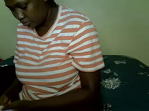 Freechat Sexiebony12 on StripChat