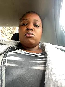 SEXYBOOBS21D's avatar