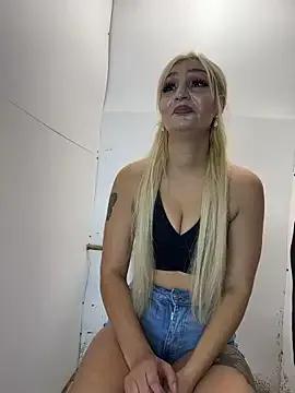 Freechat sexycouples35 on StripChat