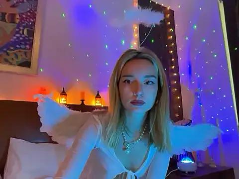 SirenaBelle on StripChat