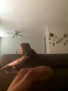 Freechat slimerlla on StripChat