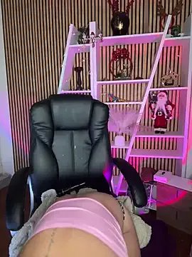 Freechat sofiah_ on StripChat