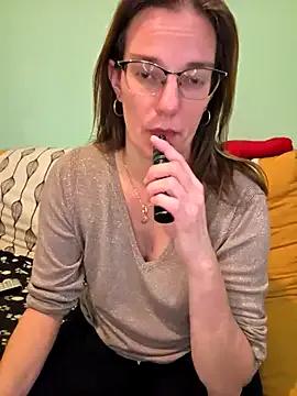 StripChat SpiceLea is Freechat SpiceLea — NUE GODE ORGASME OU ESSAI SQUIRT