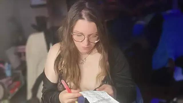 Freechat spunlikecottoncandy on StripChat