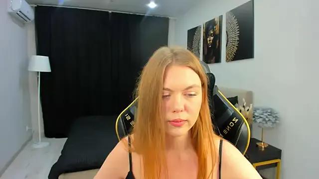 Freechat Strawberrye on StripChat