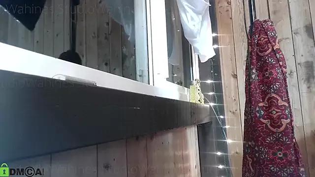 Freechat StudioWahines on StripChat