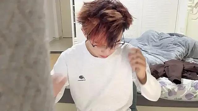 STxuguanhan on StripChat