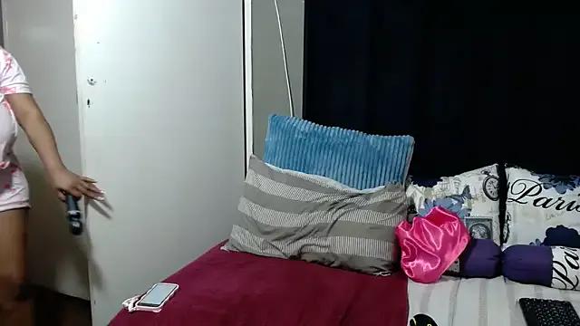 Freechat Sugarbabe242 on StripChat