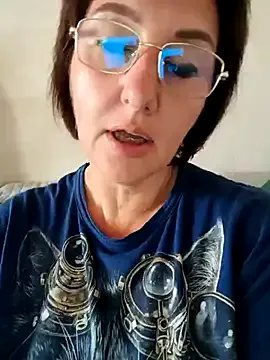 Freechat Super_titssss on StripChat