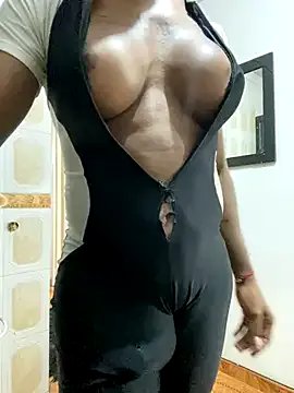 Freechat sweetsarabig22cm on StripChat