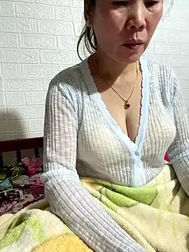 tabby-cat11 — Private on StripChat