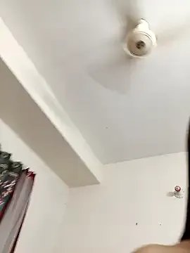 Tanisha-1 on StripChat