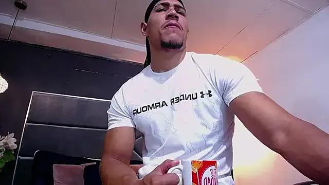 Freechat teddyfit19cm on StripChat