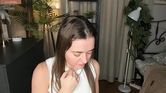 StripChat ThelmaJusto is Freechat ThelmaJusto — Time for feed me and my BOOBS some milk