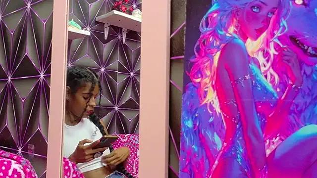 Freechat thianahorny on StripChat