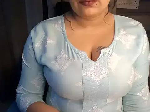 StripChat Trezza is Private Trezza — oil massage on boobs