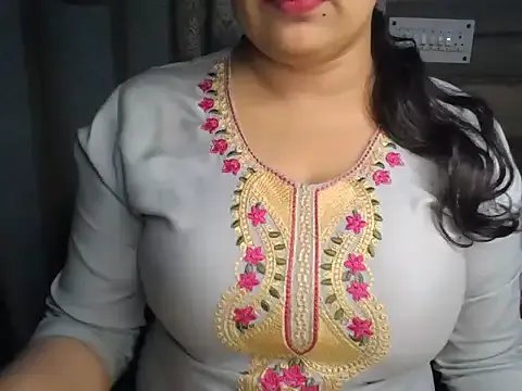 Freechat Trezza on StripChat