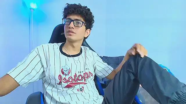 TylerWhite_ on StripChat