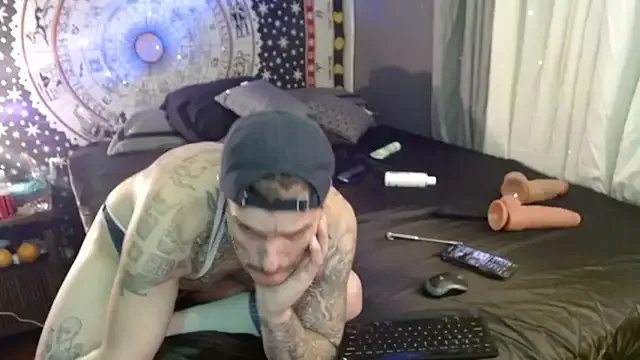 UnCuTupTheBuTT — THE FIX MY TRUCK FUND