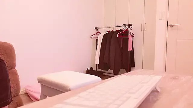 Group undo-busoku69 on StripChat