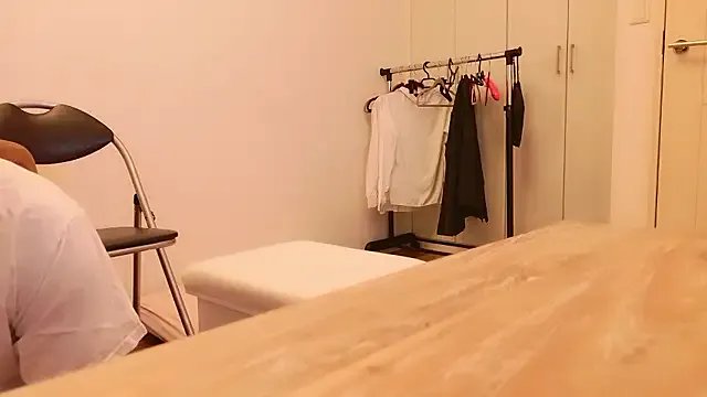 Group undo-busoku69 on StripChat