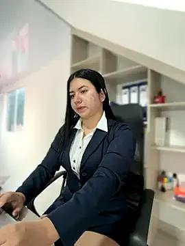 VAL_PRINCESS — SHOW TITIS AT WORK