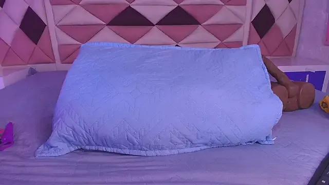 Freechat valecastro_ on StripChat