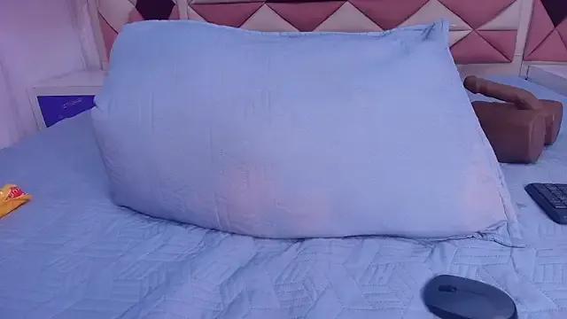 Freechat valecastro_ on StripChat