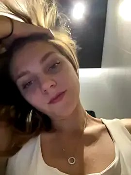 ValenciaShock on StripChat