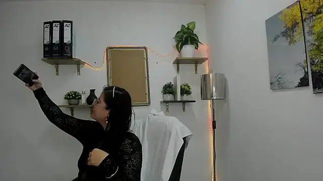 Freechat Victoria_cg1 on StripChat