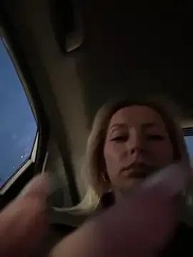 VikaBunny1 on StripChat