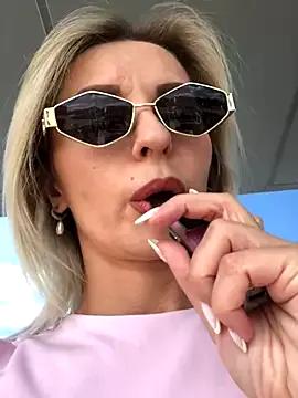 VikaBunny1 on StripChat