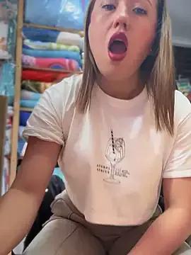 Freechat VIOLETA-25_ on StripChat