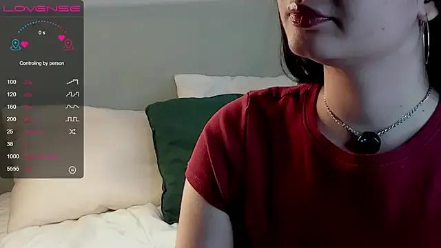 Freechat WildaBisom on StripChat