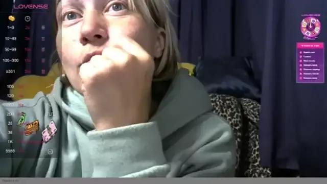 Freechat wLESLYMOSw on StripChat