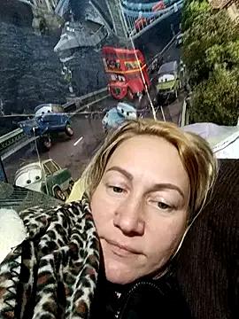 Freechat wLESLYMOSw on StripChat